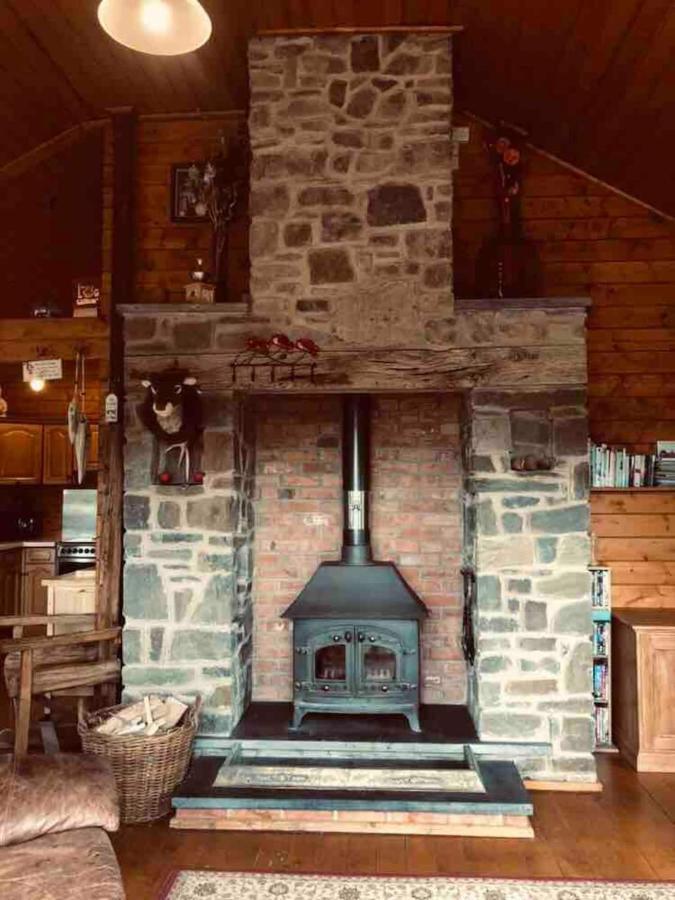 George Cabin - Log Cabin In Wales With Hot Tub Newtown  Exterior foto