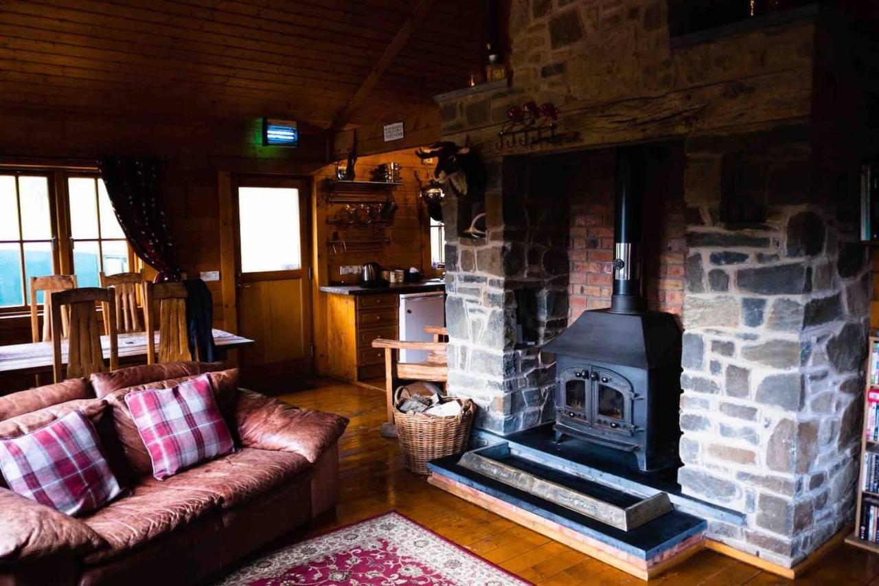 George Cabin - Log Cabin In Wales With Hot Tub Newtown  Exterior foto