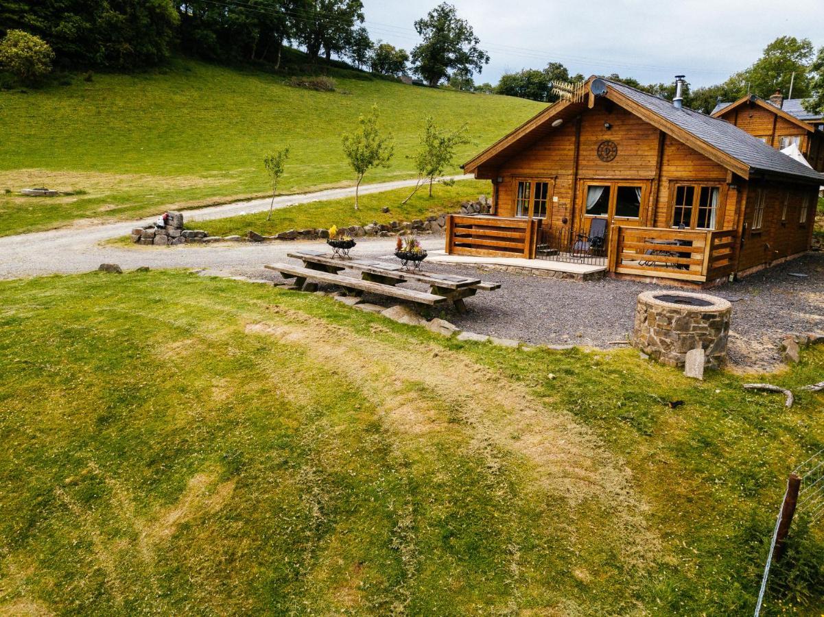 George Cabin - Log Cabin In Wales With Hot Tub Newtown  Exterior foto
