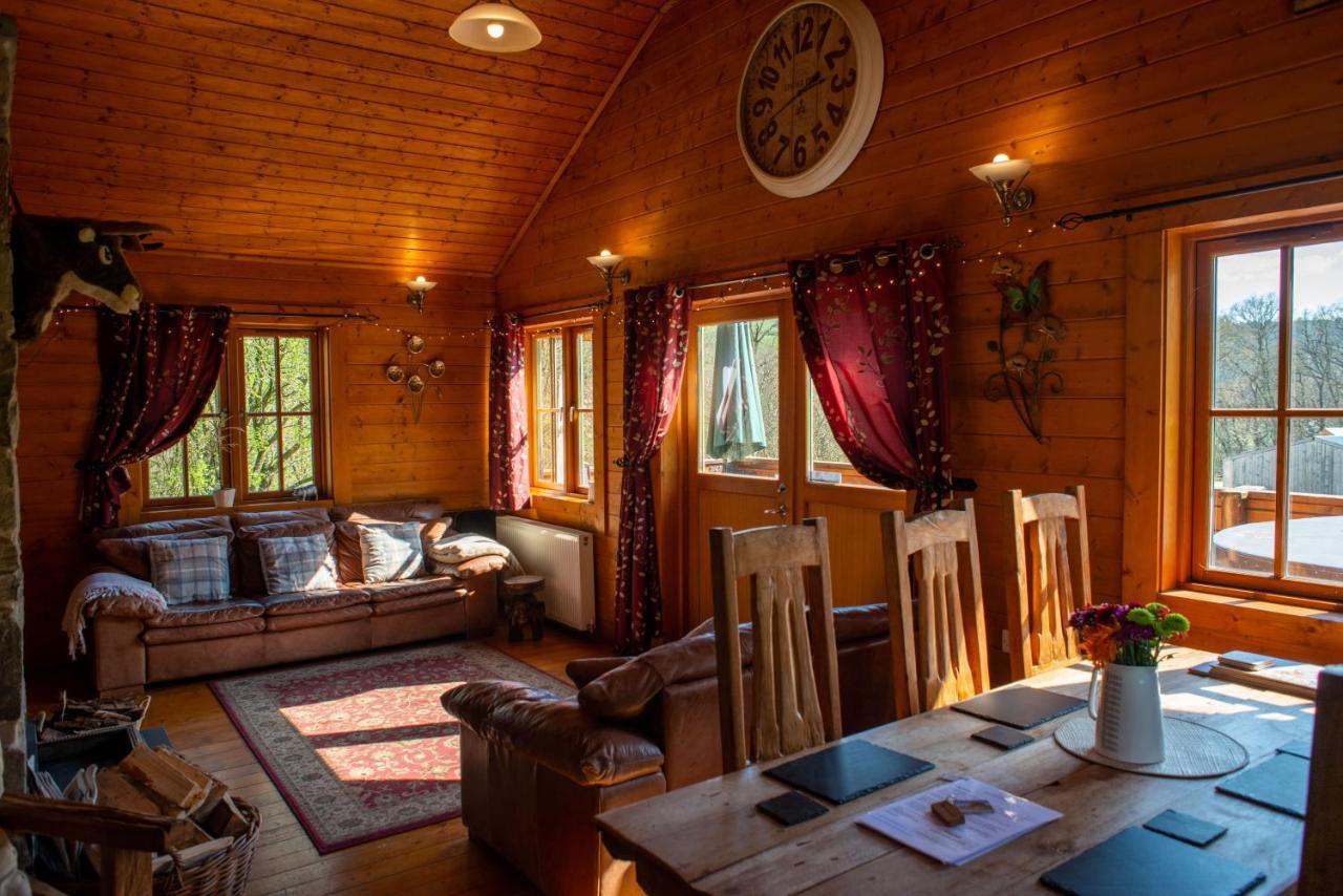 George Cabin - Log Cabin In Wales With Hot Tub Newtown  Exterior foto